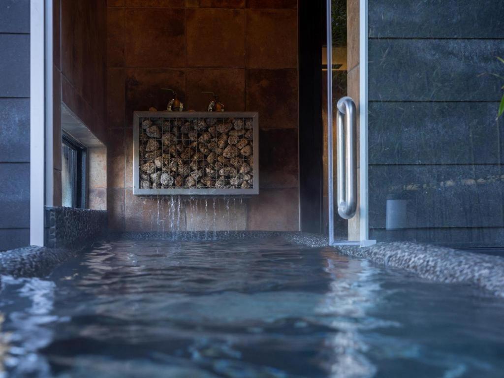 Yufuin Luxury Villa -Zakuro- Exteriör bild